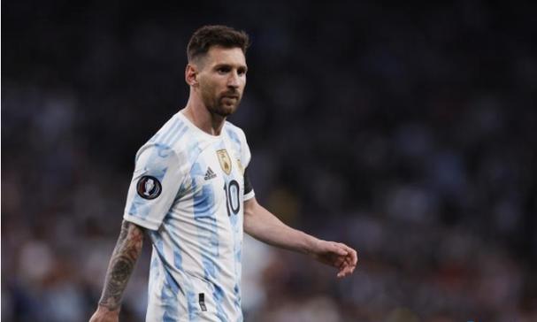 三大天王没想到，64岁刘德华再破天花板，这一次他让大湾区沸腾了